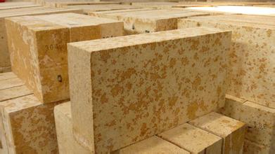 Two Factors for the Compactness of Silica Brick